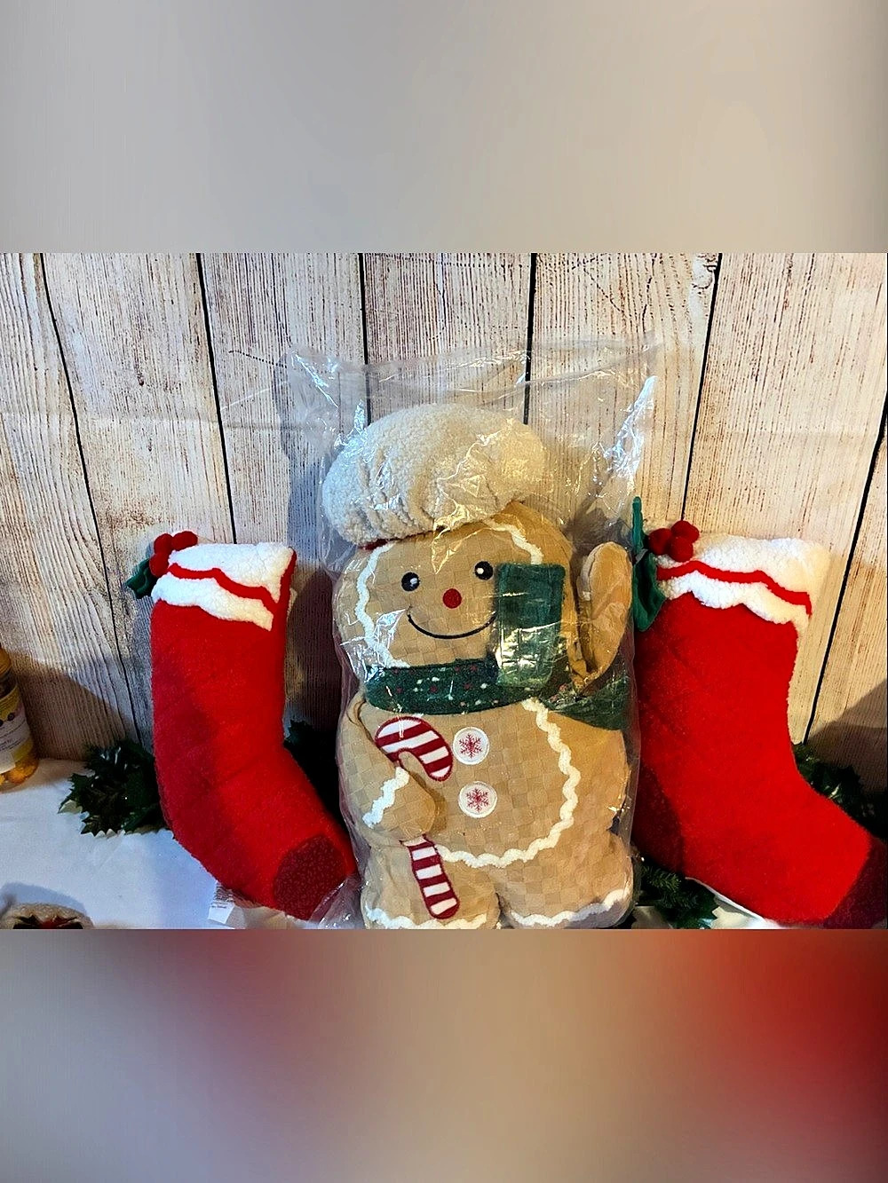 Gingerbread Christmas throw pillow set